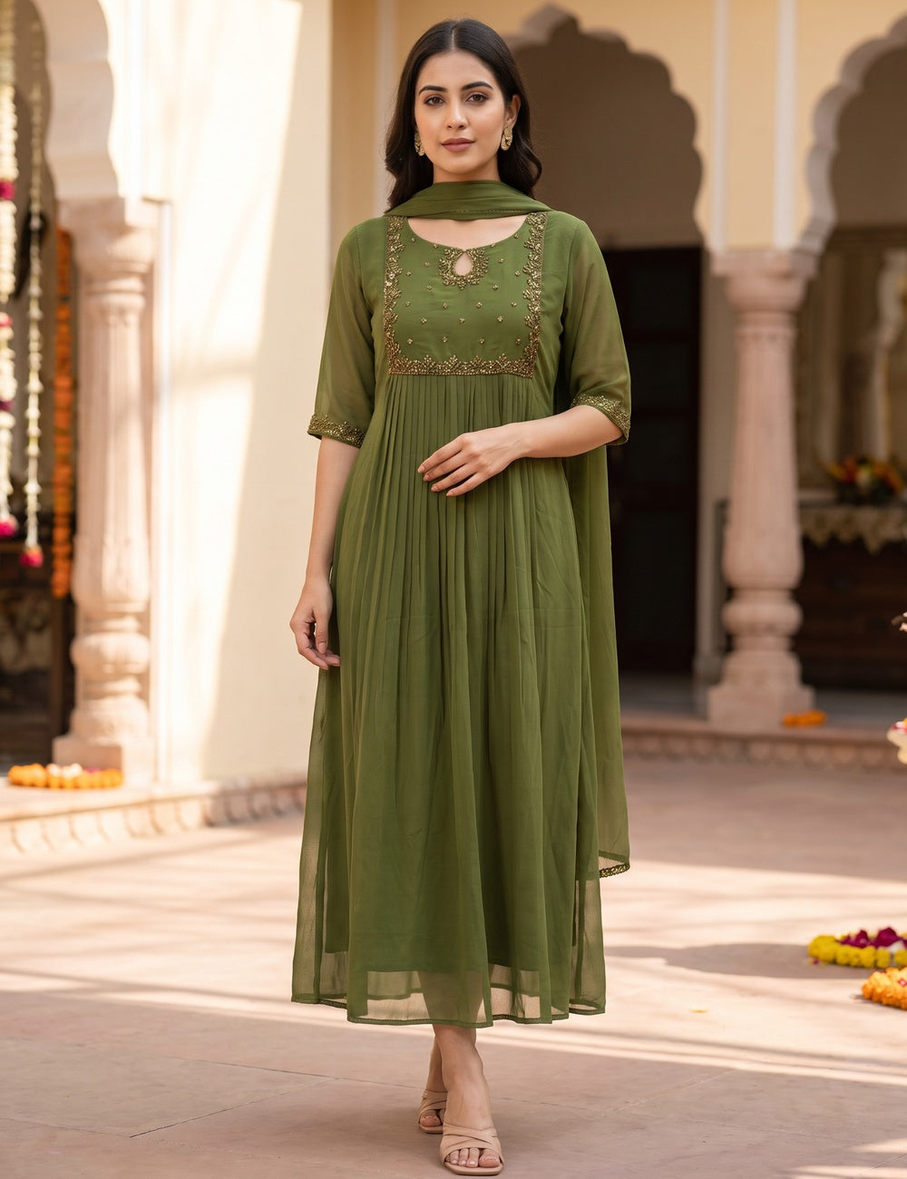 Green A-Line Kurti Top with Plain Shawl