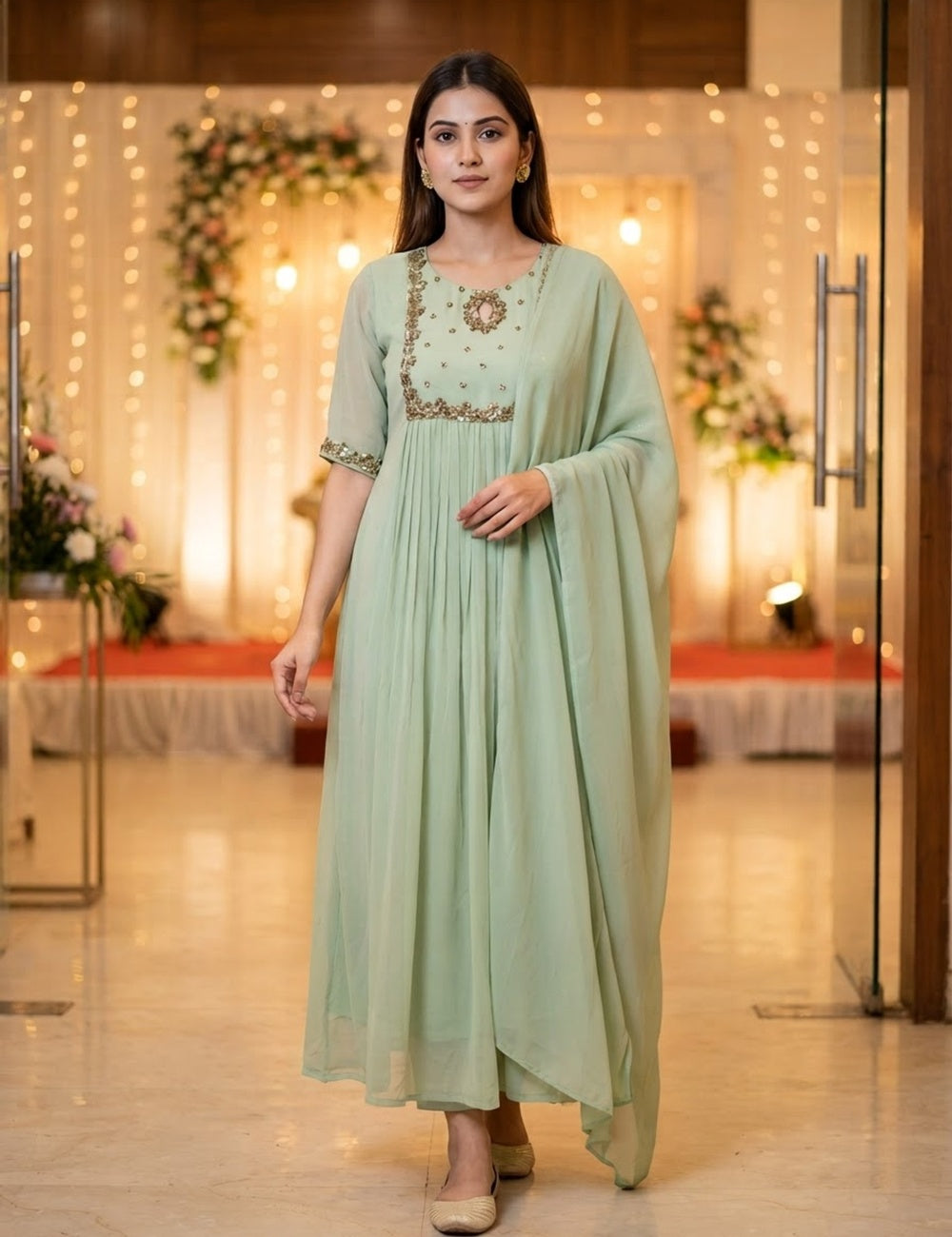 Green A-Line Kurti Top with Plain Shawl